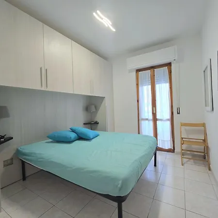 Apartment Roma Via Dei Mille Rif A763 *