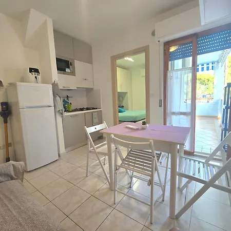 Roma Apartment, Via Dei Mille Rif A763 Apartment *